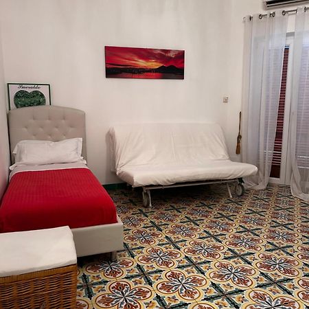 Sorrento Home E Flat Park And Pool Buitenkant foto
