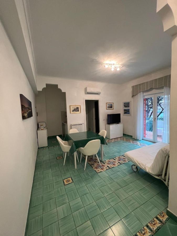 Sorrento Home E Flat Park And Pool Buitenkant foto